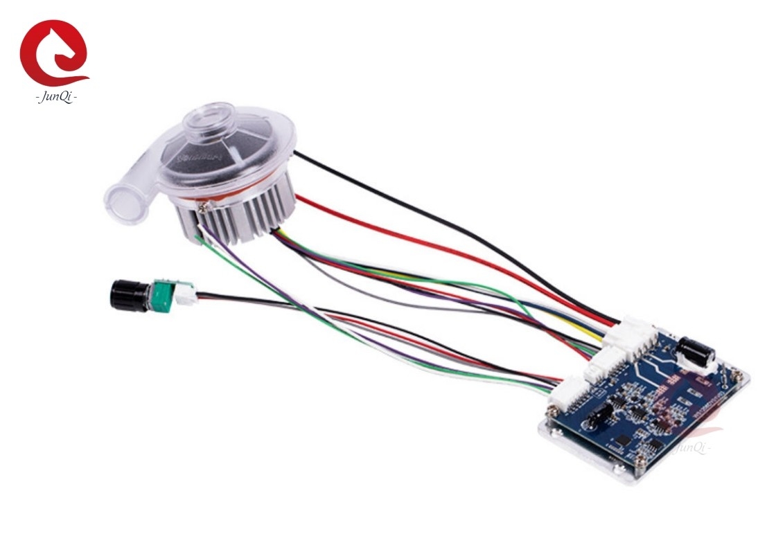 43000rpm 47m3/h Flujo de aire de alta eficiencia ventilador de soplador de corriente continua sin escobillas OWB8045-24V para aparatos médicos